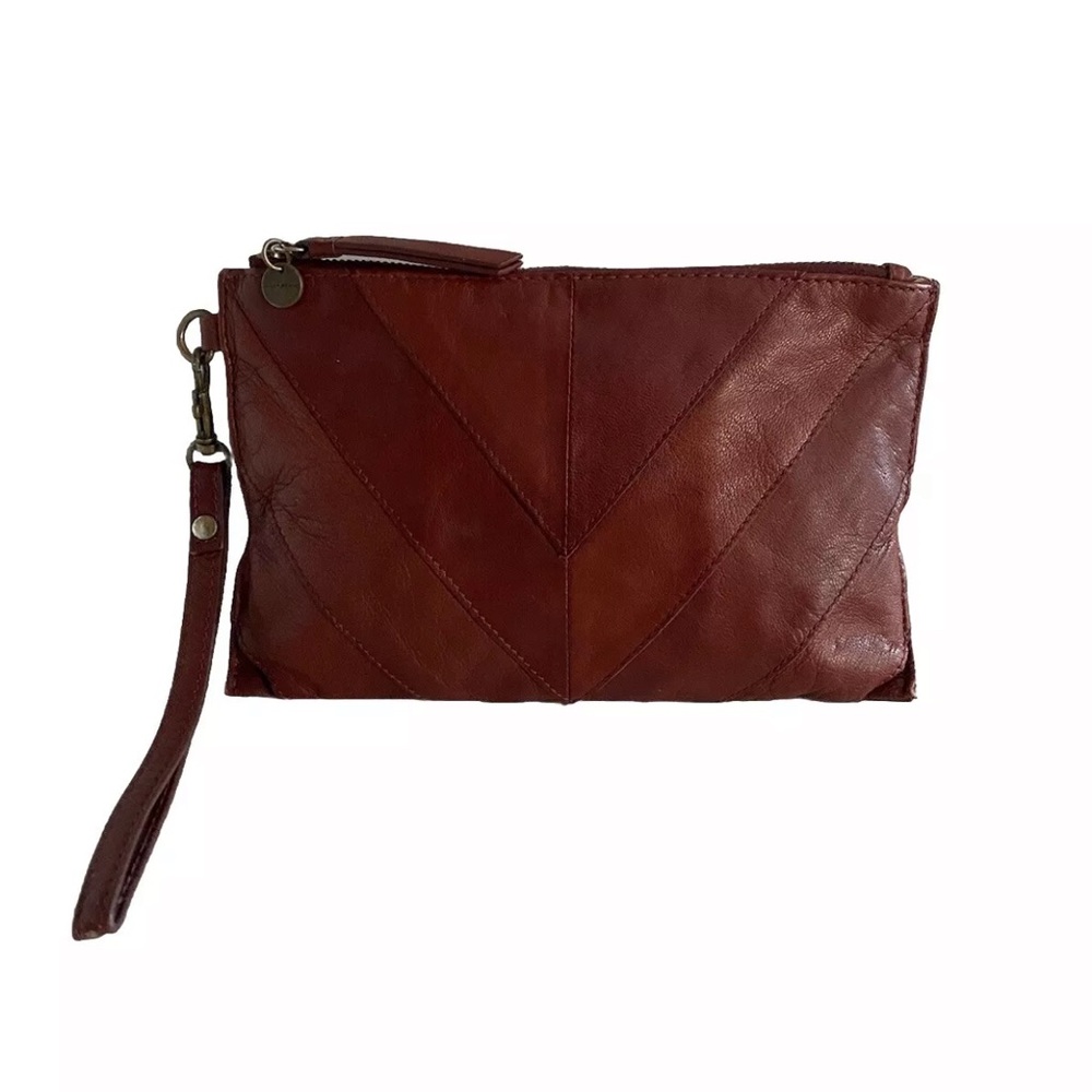 SOLD! EUC Lucky Brand Rayla Burgandy Brown Chevron Leather Wristlet Clutch - Picture 1 of 14